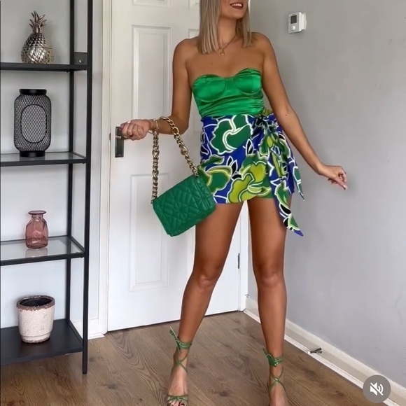 New Zara | Satin Effect Corset Crop Top - Picture 6 of 17